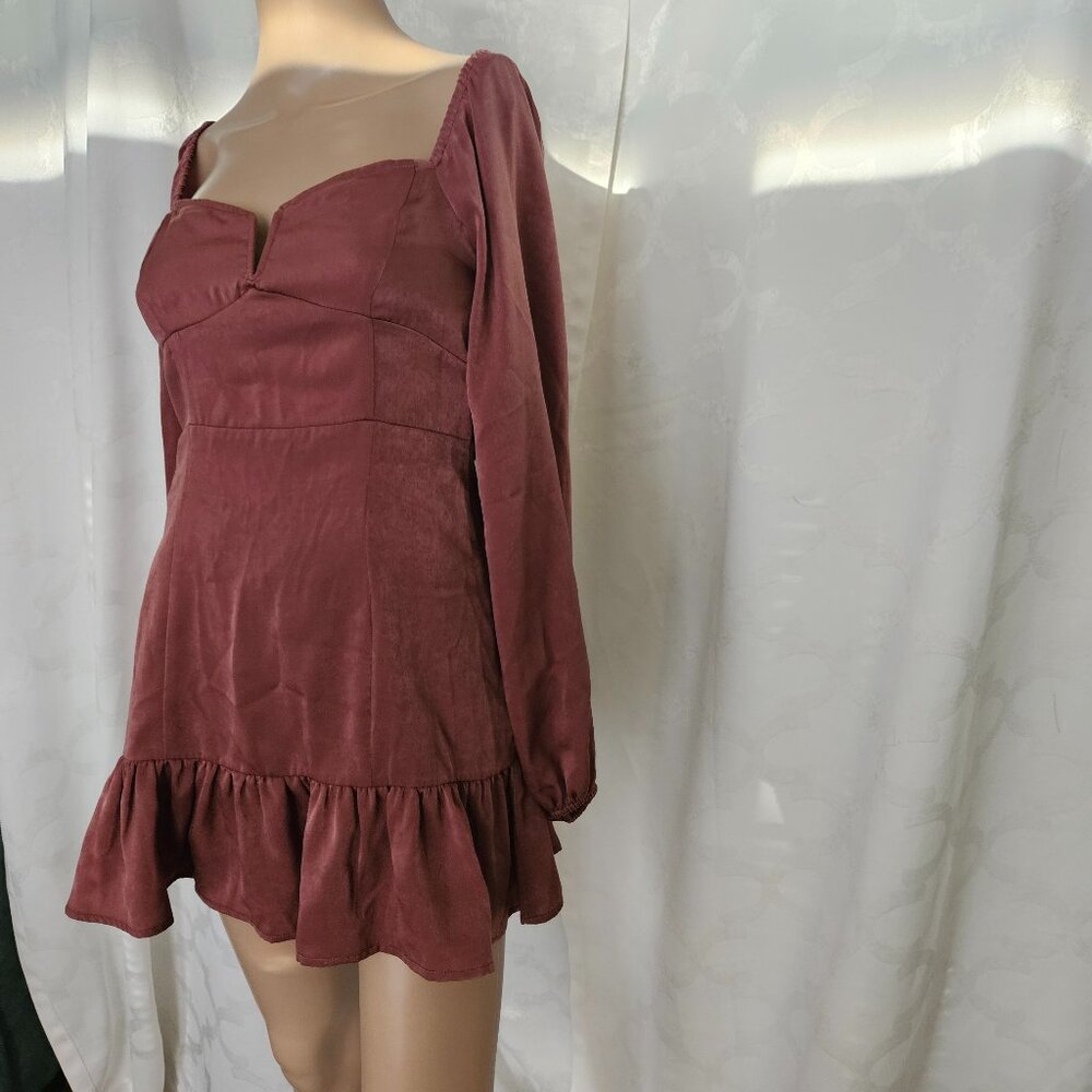 **Elegant Sangria Long Sleeves Mini Dress**